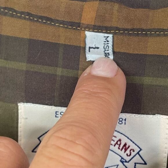 Armani Jeans Womens Oversized Plaid Button Down Shirt L Brown Cotton - Picture 5 of 8